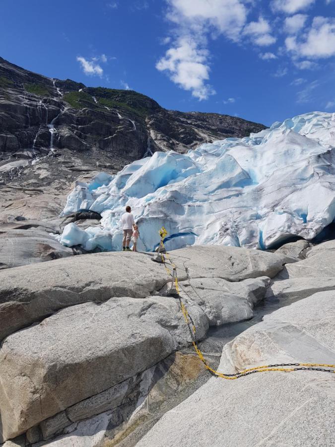 Molden 2-Fjellutsikt Og Jacuzzi Tilgang. Lejlighed Luster Eksteriør billede